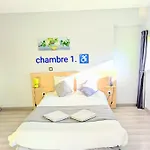 Holiday home Domaine Du Luth Grand - 8 Ch - 19 Lits -poitiers Futuroscope Et Aquascope *
