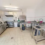 Holiday home Domaine Du Luth Grand - 8 Ch - 19 Lits -poitiers Futuroscope Et Aquascope Quincay